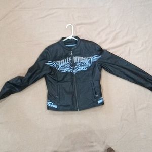 Harley Davidson leather jacket only been worn once